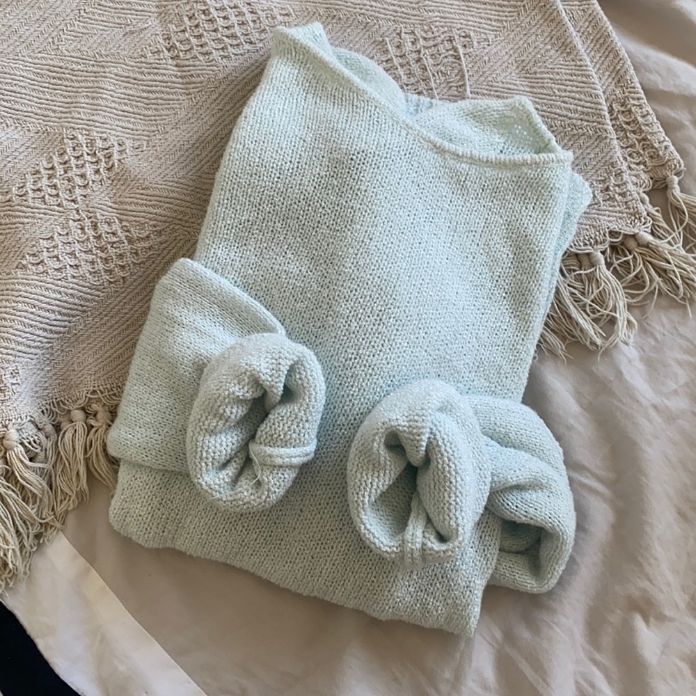 Brandy Melville Open Back Long Sleeve